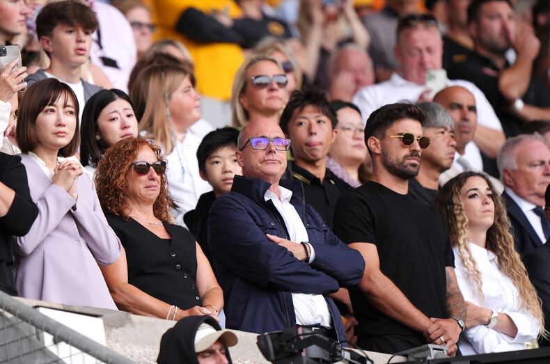 Emoção em Inglaterra com Rute Cardoso, pais de Diogo Jota e André Silva