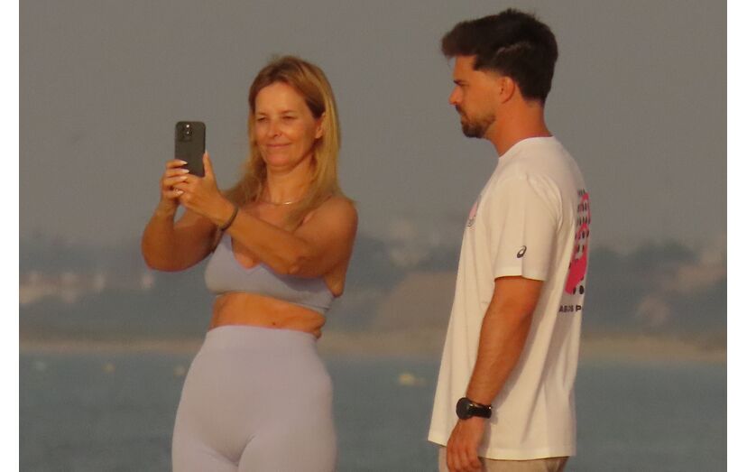 Cristina Ferreira e o namorado João Monteiro na Praia Verde, Algarve
