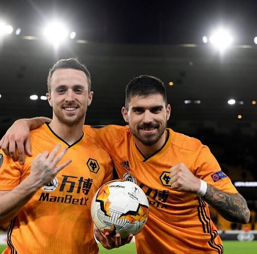 Ruben Neves e Diogo Jota no Wolverhampton
