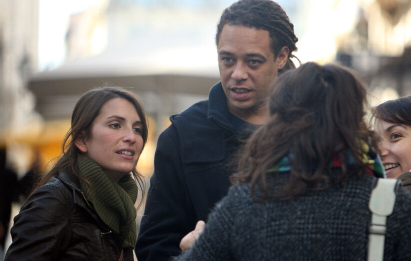 Carlão com a ex-companheira e amigas num encontro