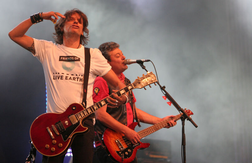 Zé Pedro e Tim nos Xutos & Pontapés