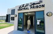 Jovem inglesa presa no Dubai por posse de droga cumpre pena em Cadeia Central
