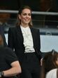 Kate Middleton surge com novo visual após críticas ao cabelo loiro