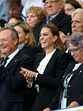 Kate Middleton surge com novo visual após polémica com o cabelo loiro.
