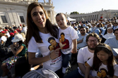 Devotos de Carlo Acutis reúnem-se no Vaticano para a canonização do "padroeiro da internet"