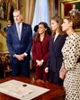 Rei Felipe, Rainha Letizia e Princesa Leonor em Navarra
