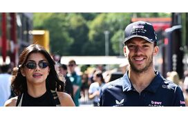 Em crise? Pierre Gasly recusa dar a mão a Kika Cerqueira Gomes