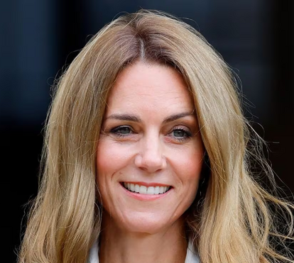 'Deixem-na em paz': Cabeleireiro da princesa Diana sai em defesa de Kate Middleton após comentários sobre o seu cabelo