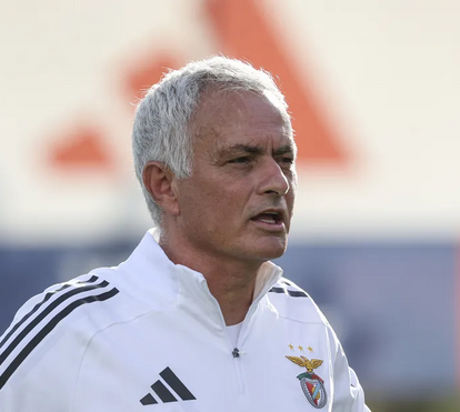 'Isto não é voltar definitivamente a Portugal!' José Mourinho põe os pontos nos 'is' e esclarece questões familiares