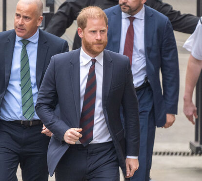 Fuga real. Família abandona Londres e deixa Harry sozinho em tribunal