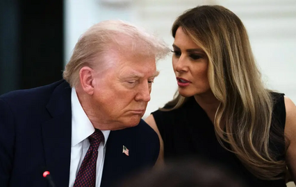 Donald Trump pede ajuda a Melania durante conferência sobre tecnologia