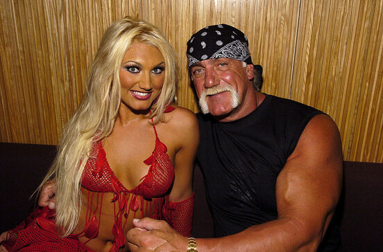 Brooke Hogan e o pai, Hulk Hogan
