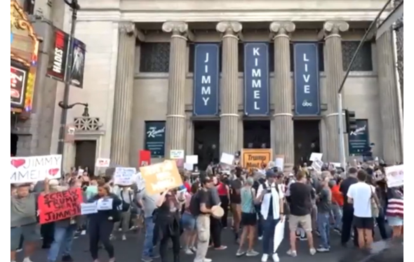 Protestos a favor de Jimmy Kimmel