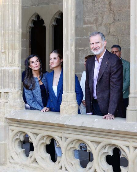 Rei Felipe, Rainha Letizia e Princesa Leonor em Navarra