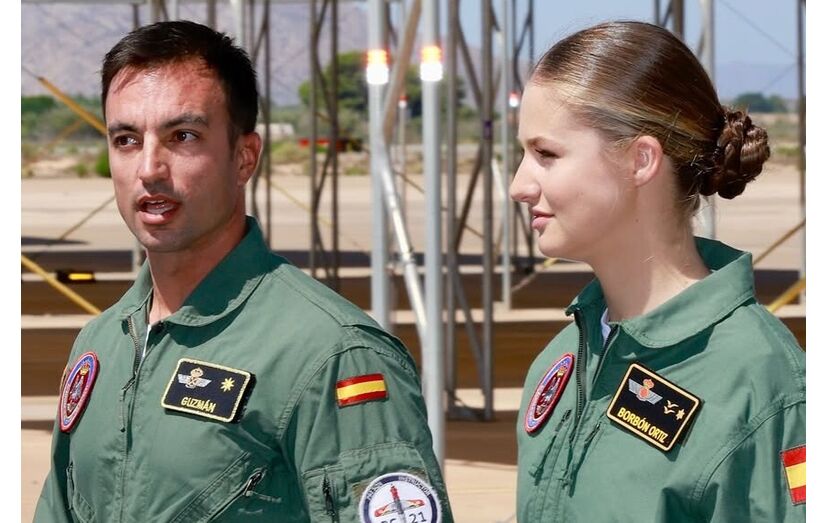 Princesa Leonor inicia formação militar na Academia del Aire de San Javier