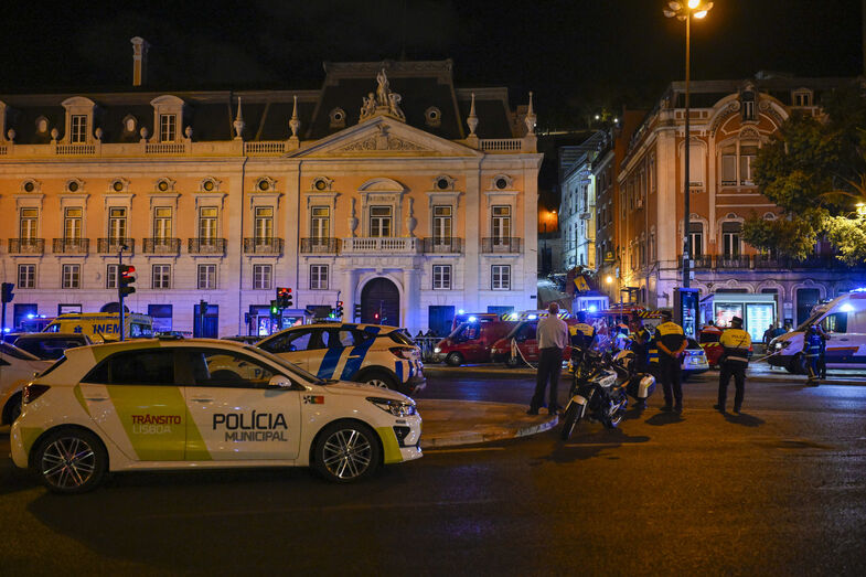 Tragédia em Lisboa: autoridades investigam acidente perto do Elevador da Glória