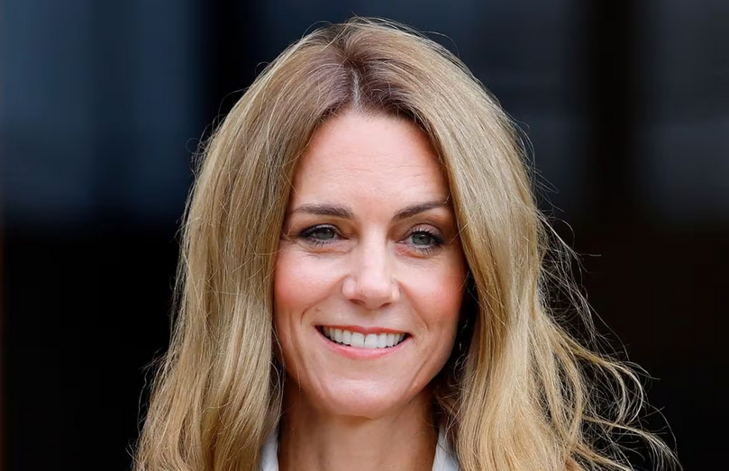 Cabeleireiro defende Kate Middleton após críticas ao cabelo e apela a empatia
