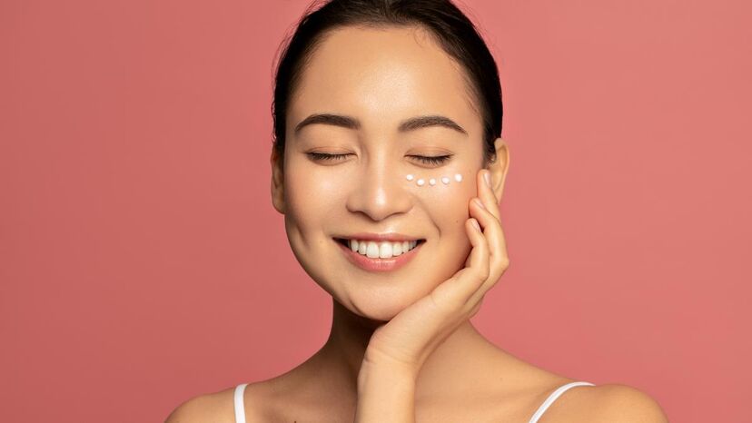Cremes coreanos revitalizam e renovam a pele, com ingredientes premium e resultados visíveis