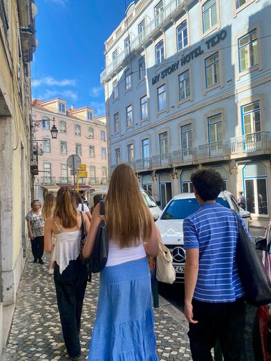 Infanta Sofia explora Lisboa com liberdade e segurança reforçada