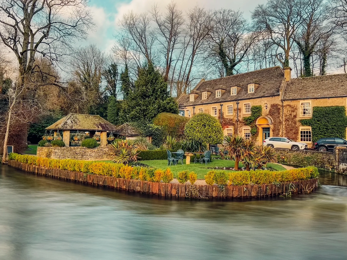 Bibury, aldeia em Costwolds, Inglaterra, lidera ranking de aldeias mais bonitas da Forbes