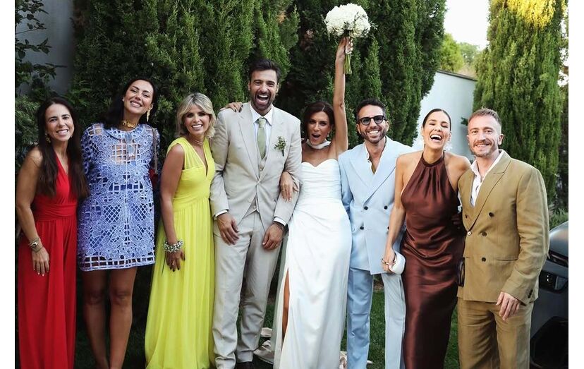 Ana Sofia Carvalho no casamento com os seus convidados e o noivo 