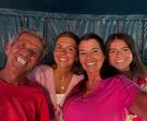 Maria Vasconcelos e família