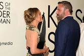 Jennifer Lopez e Ben Affleck cúmplices na estreia de 'Kiss Of The Spider Woman'