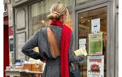 Para usar com moderação! Botas altas e mini-saia ou micro calções
