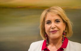 Afastada da RTP e casada de fresco, Dina Aguiar recusa atirar a toalha ao chão e concentra-se agora no mundo dos negócios 