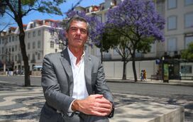 Assim é Noronha Lopes, o 'tipo' da McDonald's, com a família espalhada pelo mundo, que quer fazer frente a Rui Costa