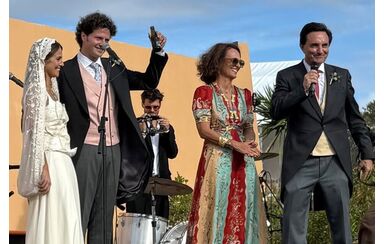 Mariana, neta de Cavaco Silva, casou com o músico Kyle Questt. Veja as imagens do casamento