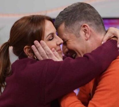 Mensagem de Tânia Ribas de Oliveira que vai direitinha para João Baião: ' Não há sombra, quando tu estás'
