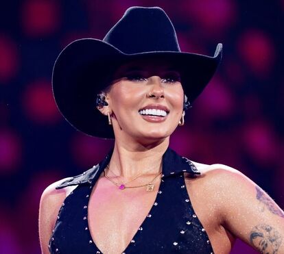 Saiba quem é Ana Castela, a cantora que ficou a saber de uma imensa tragédia familiar enquanto atuava no Porto e em Lisboa