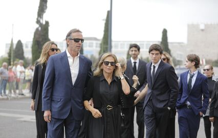 A viúva de Francisco Pinto Balsemão, Mercedes Balsemão, à chega ao Mosteiro dos Jerónimos para o funeral do marido