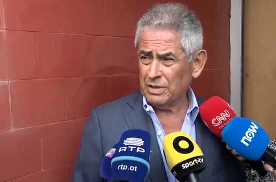 'Mostrei disponibilidade para terminar o que comecei': Luís Filipe Vieira votou na Casa do Benfica do Seixal