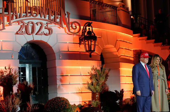 Melania Trump criticada por decoração de Halloween na Casa Branca