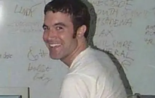 A icónica fotografia de perfil de Tom Anderson no MySpace