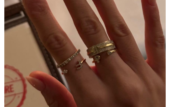 Kika Cerqueira Gomes reage a rumores com foto de anéis com iniciais de Pierre Gasly