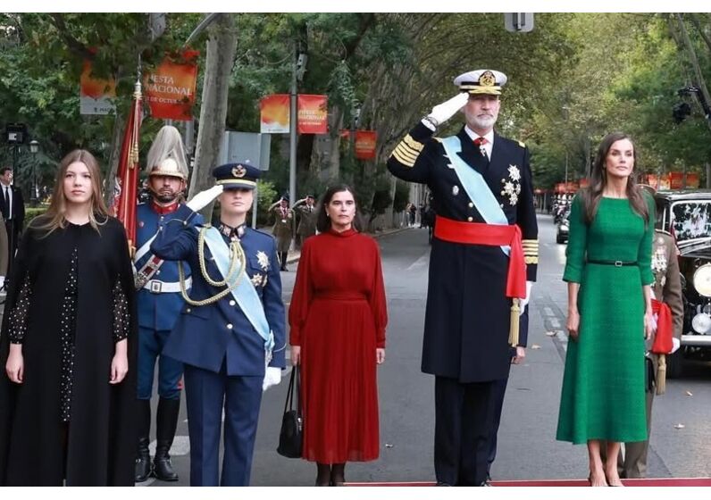 Felipe, Letizia, Leonor e Sofia 