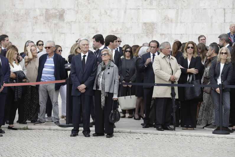 Aníbal e Maria Cavaco Silva marcaram presença na Missa de Corpo Presente