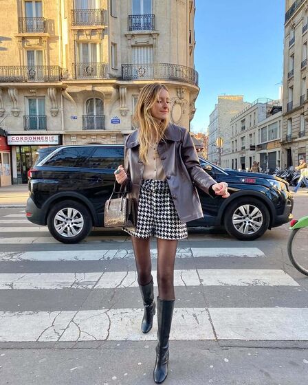 Para usar com moderação! Botas altas e mini-saia ou micro calções