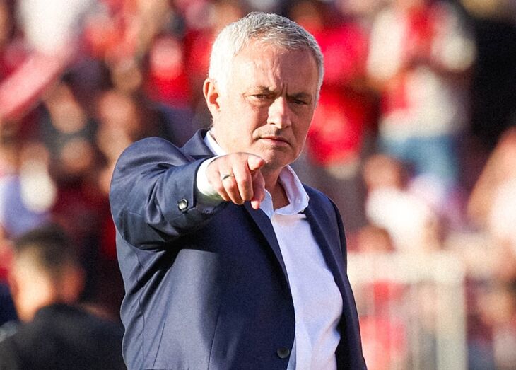 Mourinho aborda a virose que afetou o plantel do Benfica