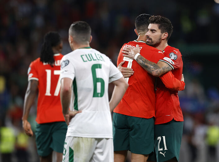Rúben Neves e Ronaldo