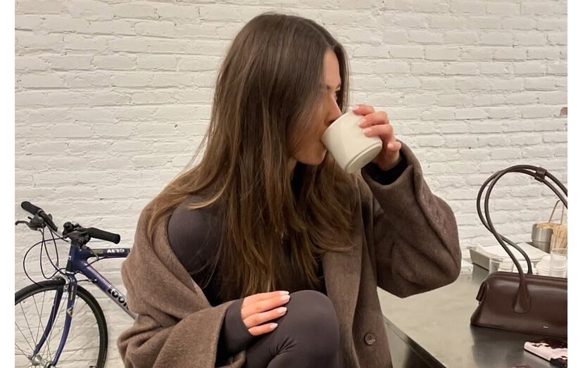 Não quer pôr as leggings de parte? Há 5 formas elegantes e 'trendy' para continuar a usá-las
