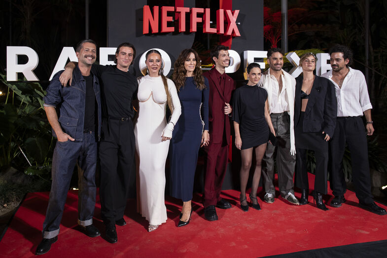 Afonso Pimentel, Augusto Fraga, Paolla Oliveira, Maria João Bastos, Helena Caldeira, José Condessa, André Leitão, Rodrigo Tomás, Kelly Bailey