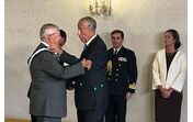 Marcelo Rebelo de Sousa agracia Padre Vítor Melícias com a Grã-Cruz da Ordem do Infante D. Henrique, no Palácio de Bel