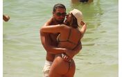 Liliana Filipa e Daniel Gregório na praia 