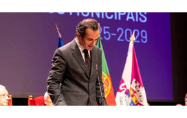 Quem é o deputado municipal que andava a assaltar menores em plena via pública? Saiba tudo