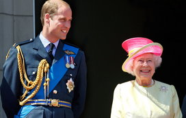 Rainha Isabel II temia que William se transformasse num rei "popstar" e pusesse a fama à frente do dever