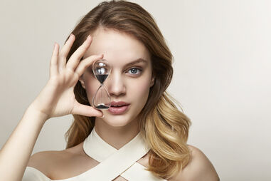 Cremes coreanos para pele firme e menos rugas com desconto na MiiN até 11 de novembro